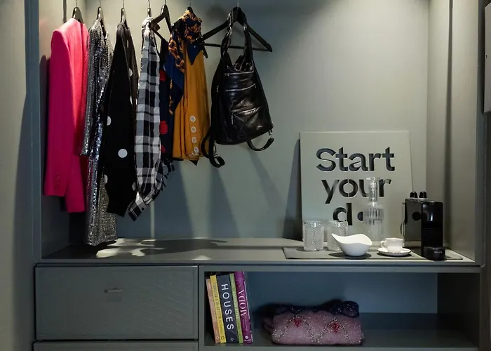 Chic & Basic Dot